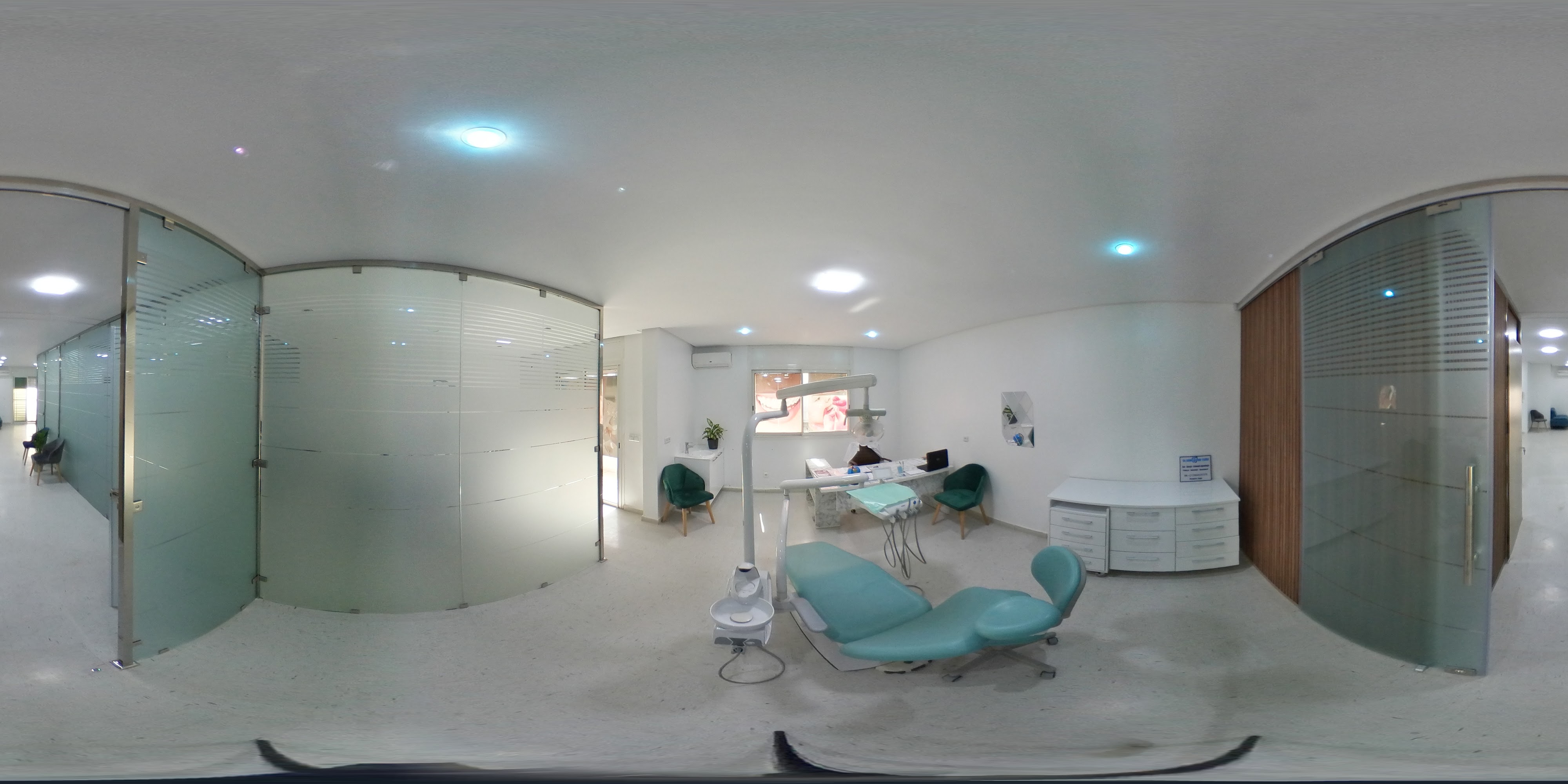 Salle de soins cabinet dentaire Dr Tahri Rabat Agdal